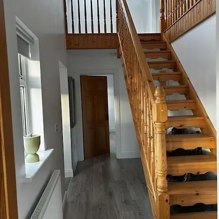 An Teach Ban فلاكارّاغ