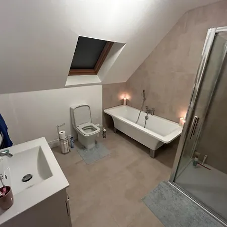 An Teach Ban * Falcarragh