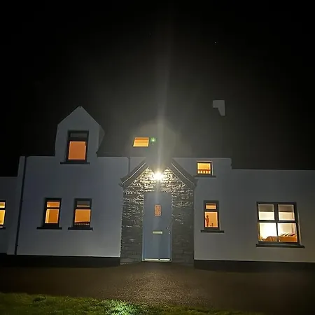 An Teach Ban بيت للعطل *